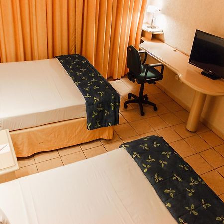 Plaza Inn Express Тапачула Екстериор снимка