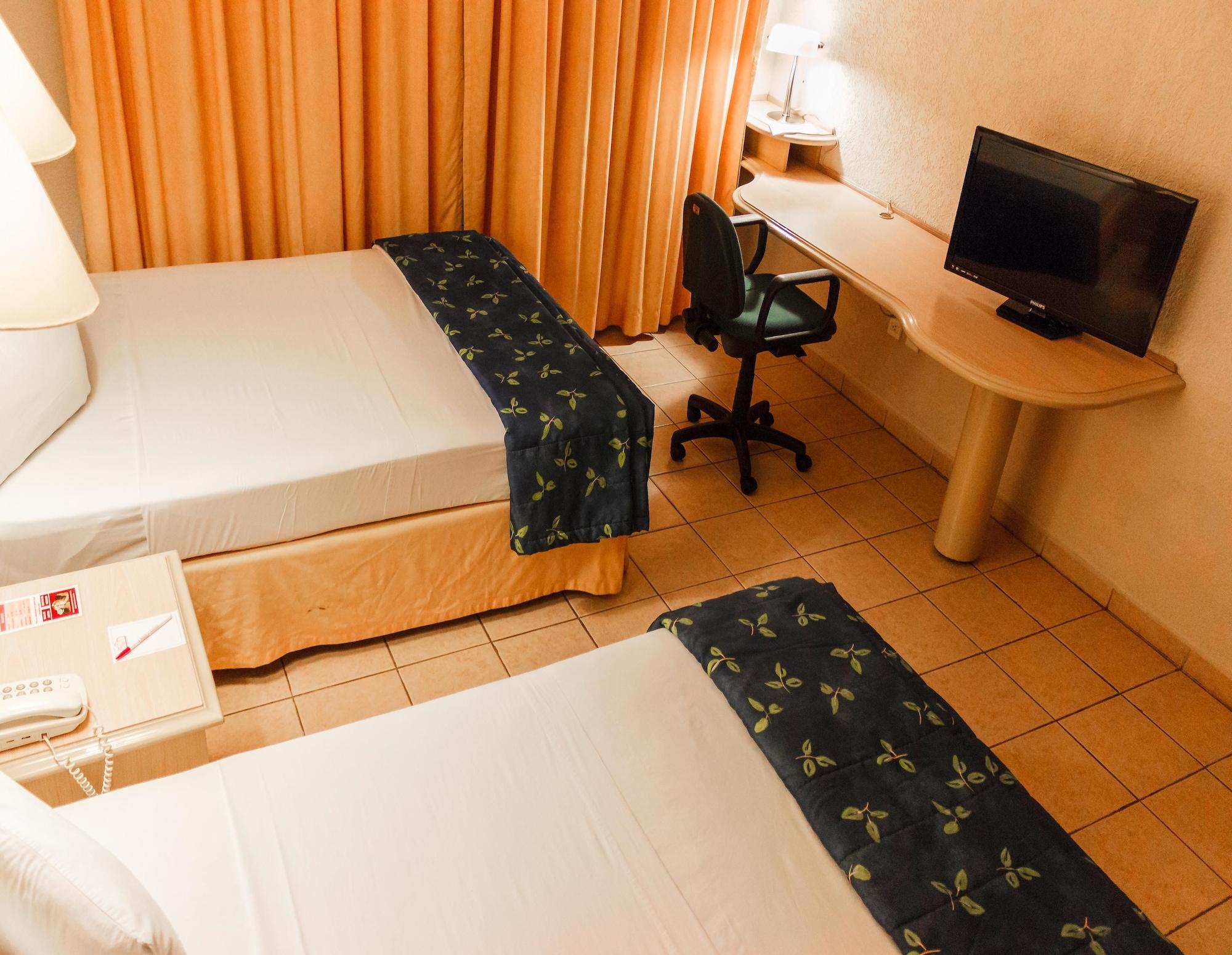 Plaza Inn Express Тапачула Екстериор снимка